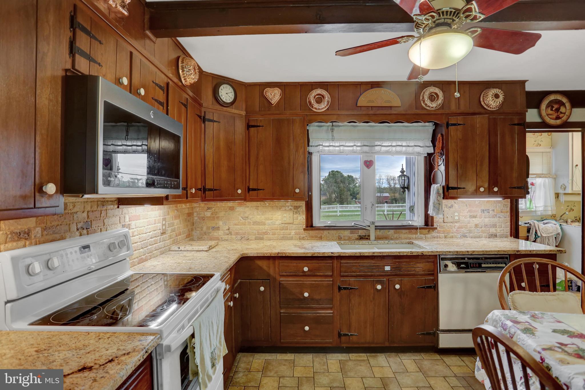 7429 Sterling Road Harrisburg, PA 17112 - Photo 19 of 51 Gallery Image 19