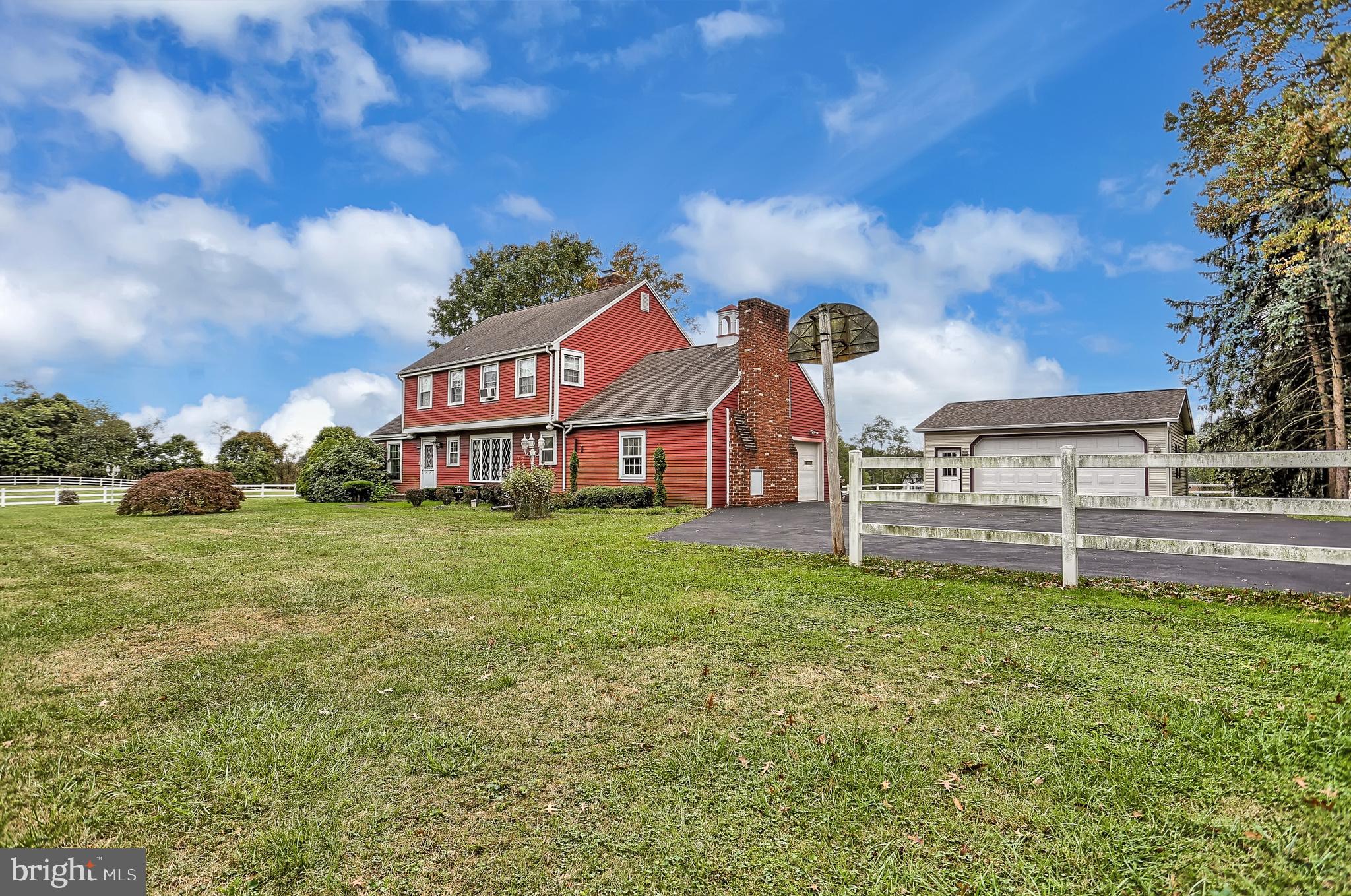 7429 Sterling Road Harrisburg, PA 17112 - Photo 3 of 51 Gallery Image 3