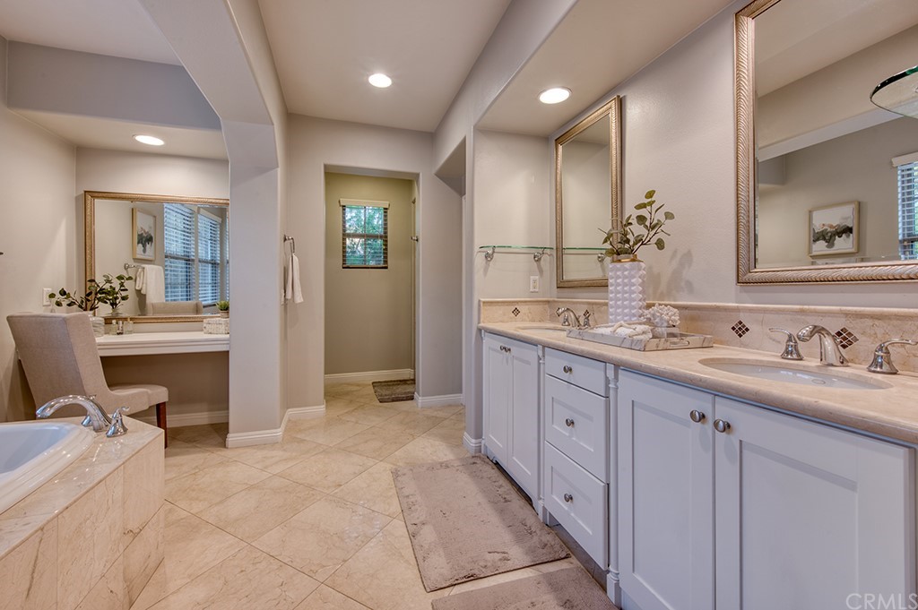 7 Julia Street Ladera Ranch, CA 92694 - Photo 20 of 27