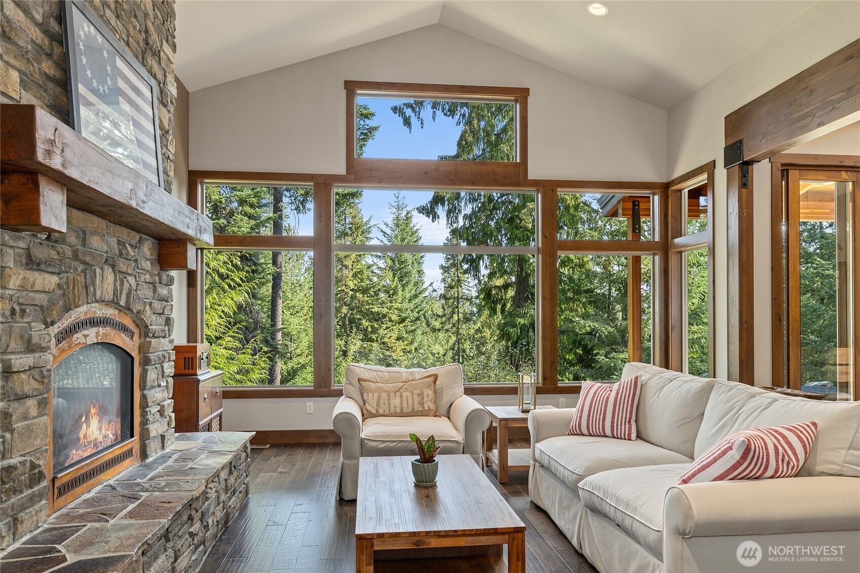 632 Trailside Drive Cle Elum, WA 98922 - Photo 17 of 39 a living room with furniture and a large window