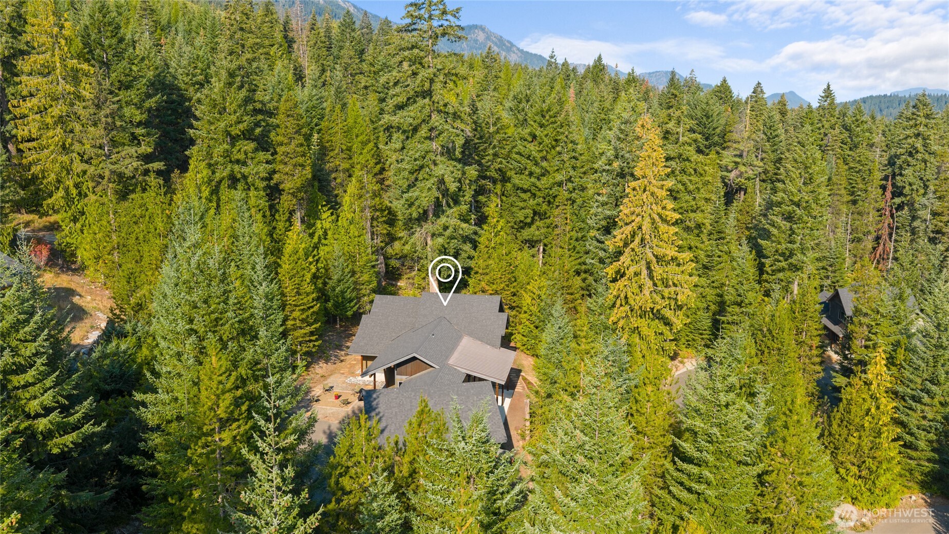 632 Trailside Drive Cle Elum, WA 98922 - Photo 31 of 39 view of a city with lush green forest