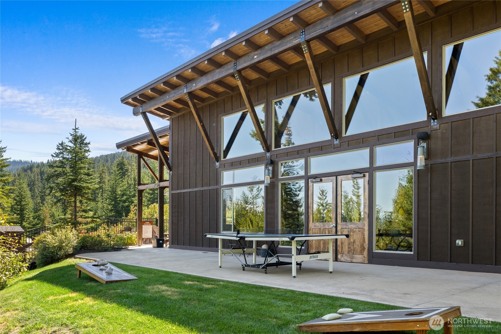 632 Trailside Drive Cle Elum, WA 98922 - Photo 39 of 39 a view of outdoor space with seating