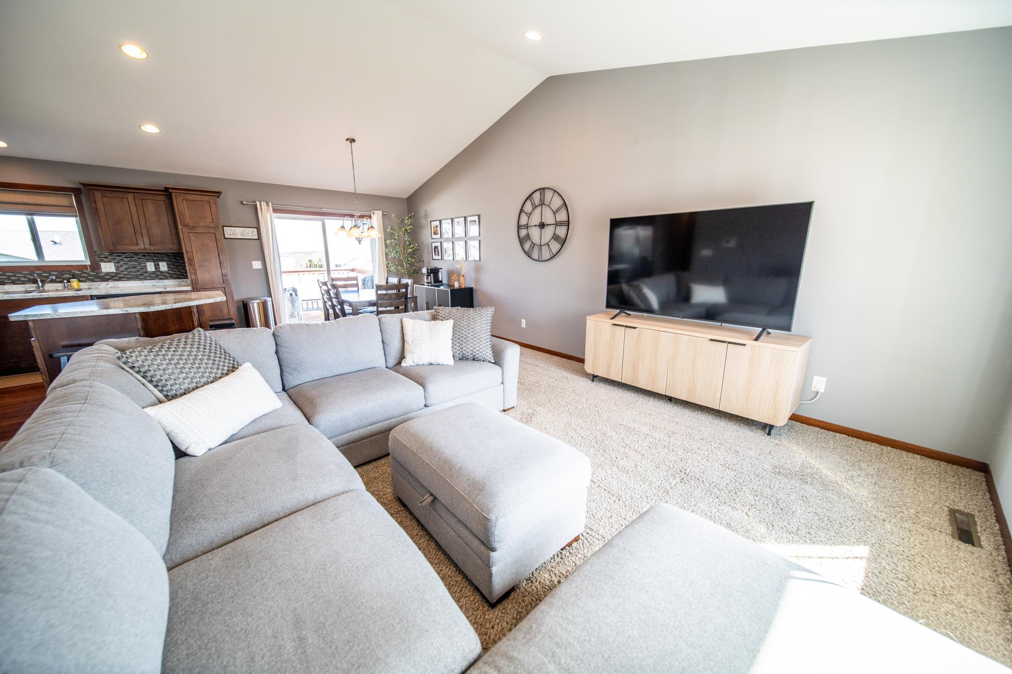 4820 Spire Lane Northwest Rochester, MN 55901 - Photo 4 of 36