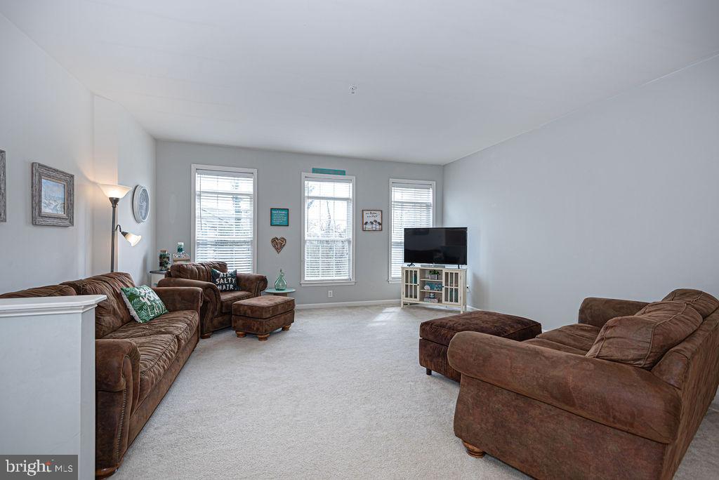 400 William Street, Unit 6 Berlin, MD 21811 - Photo 3 of 60 Beautiful Great Room