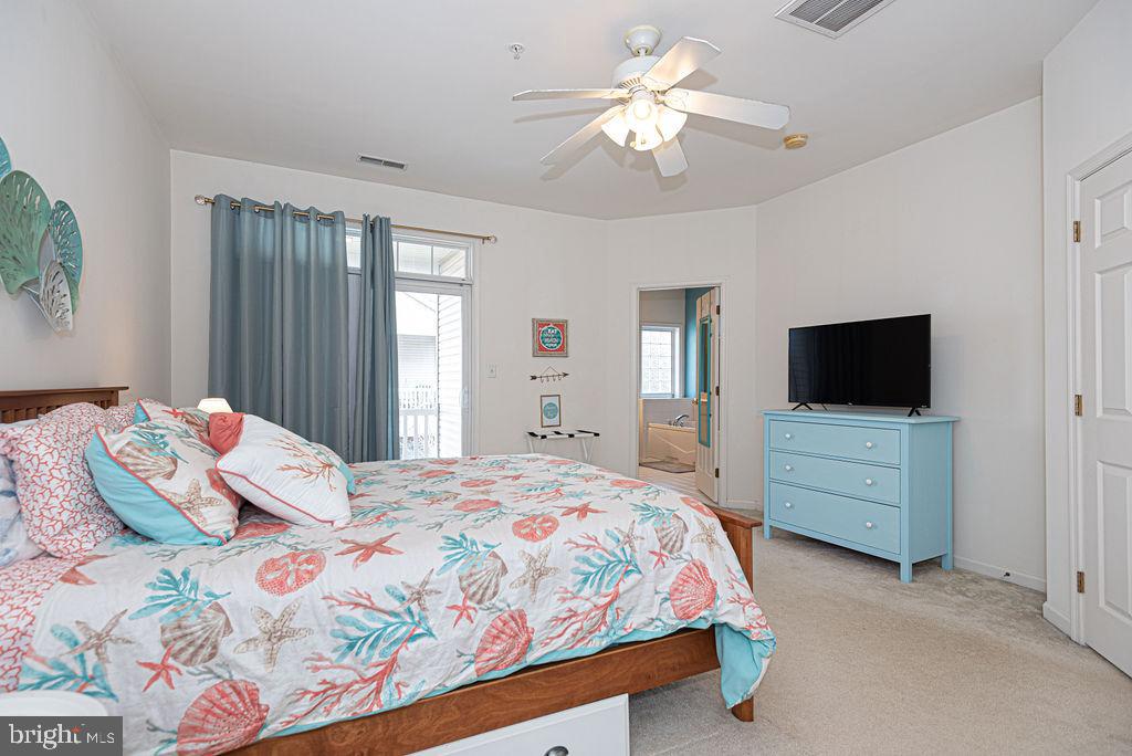 400 William Street, Unit 6 Berlin, MD 21811 - Photo 26 of 60 Spacious Suite with private balcony