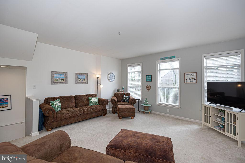 400 William Street, Unit 6 Berlin, MD 21811 - Photo 6 of 60 Light Filled Room Great Room