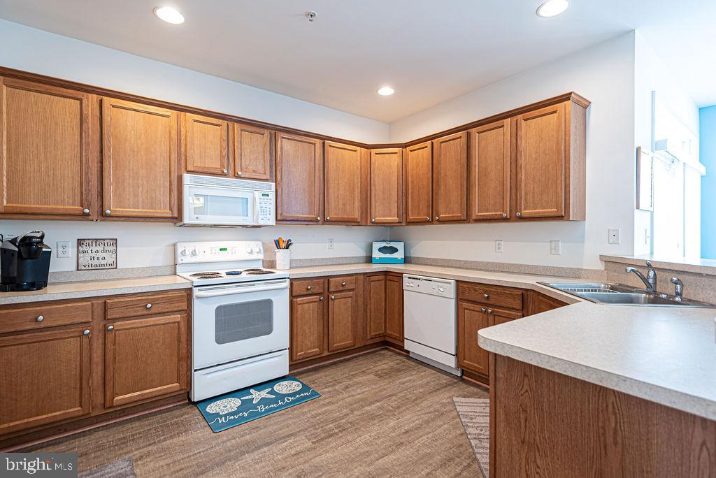 400 William Street, Unit 6 Berlin, MD 21811 - Photo 9 of 60 Newer Flooring