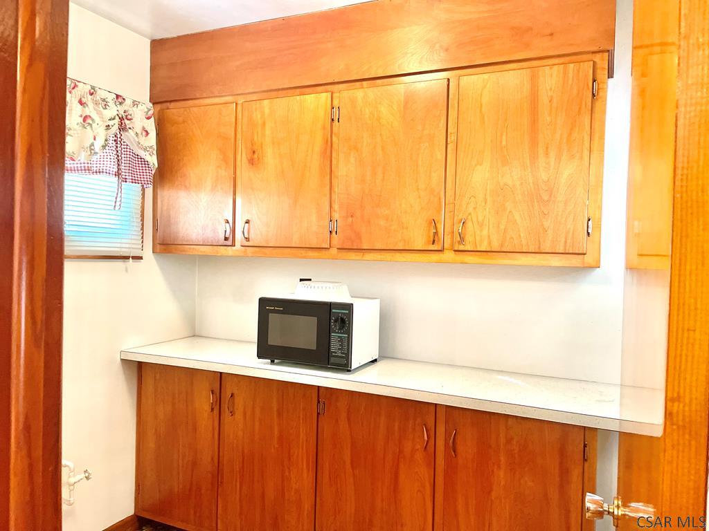 129R 3rd Street Johnstown, PA 15909 - Photo 7 of 34