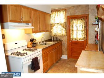 7511 Parkview Road Upper Darby, PA 19082 - Photo 6 of 12 Kitchen