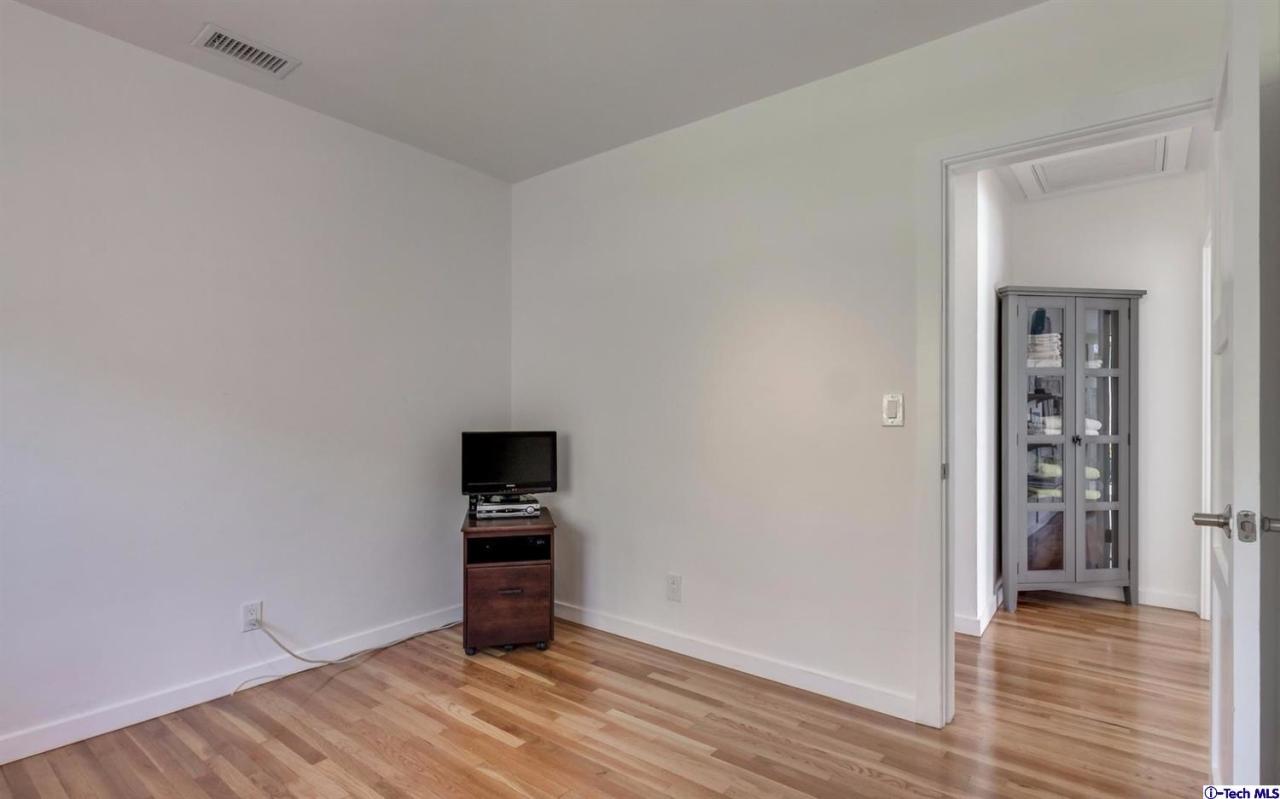 3023 Santa Rosa Avenue Altadena, CA 91001 - Photo 20 of 27 Additional Photo