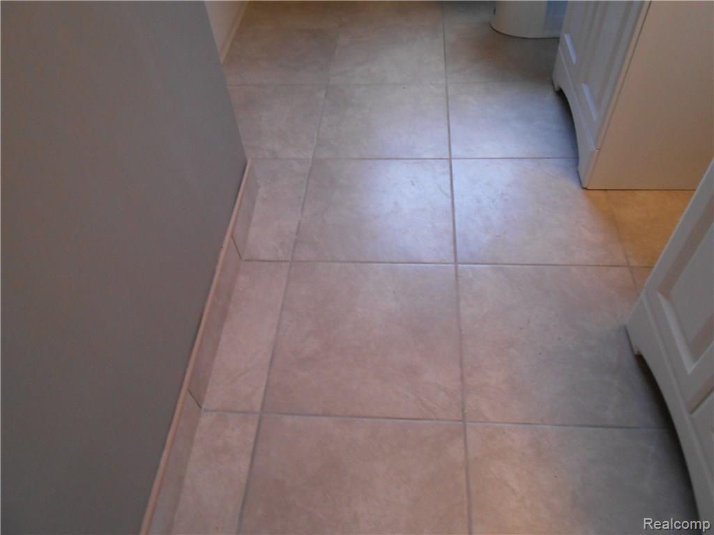 25655 Code Road Southfield, MI 48033 - Photo 63 of 74 DSCN9675.JPG