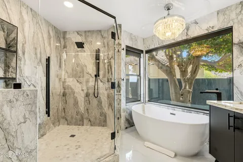 $1,195,000 | 27 West Cochise Drive, Phoenix, AZ 85021