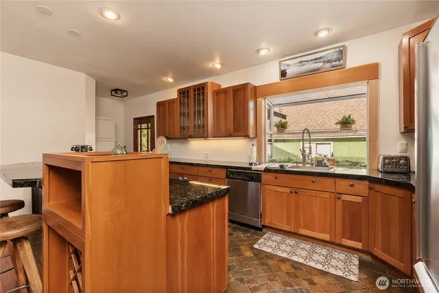 $1,550,000 | 1112 Commercial Street, Leavenworth, WA 98826