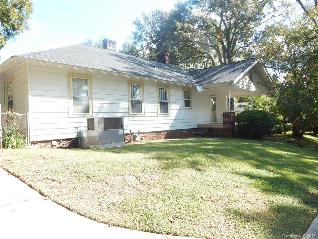324 Grandin Road Charlotte, NC 28208 - Photo 12 of 14 Gallery Image 12