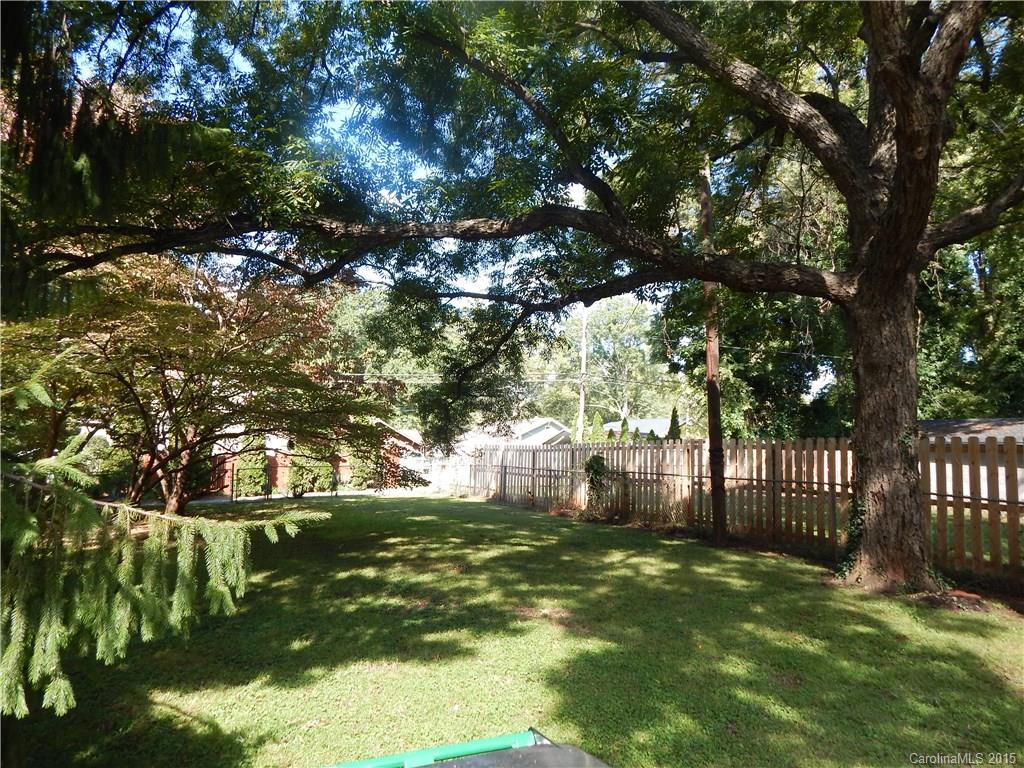 324 Grandin Road Charlotte, NC 28208 - Photo 14 of 14 Gallery Image 14