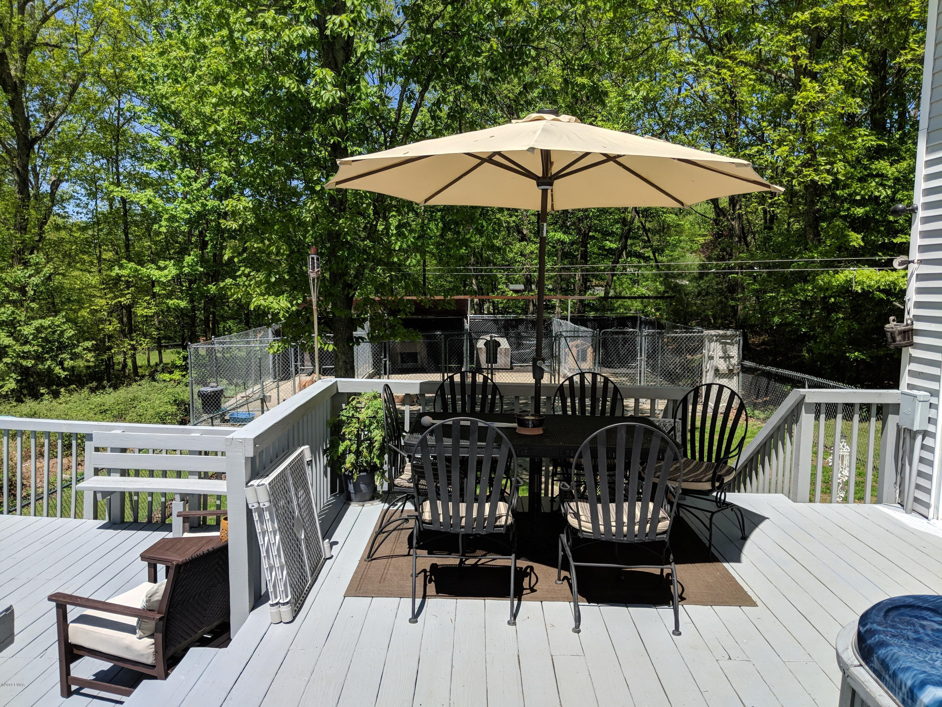 189 Meadow Ridge Acres Road Milford, PA 18337 - Photo 38 of 42 DECK