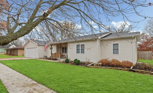 $238,900 | 309 North Adams Street, Fithian, IL 61844