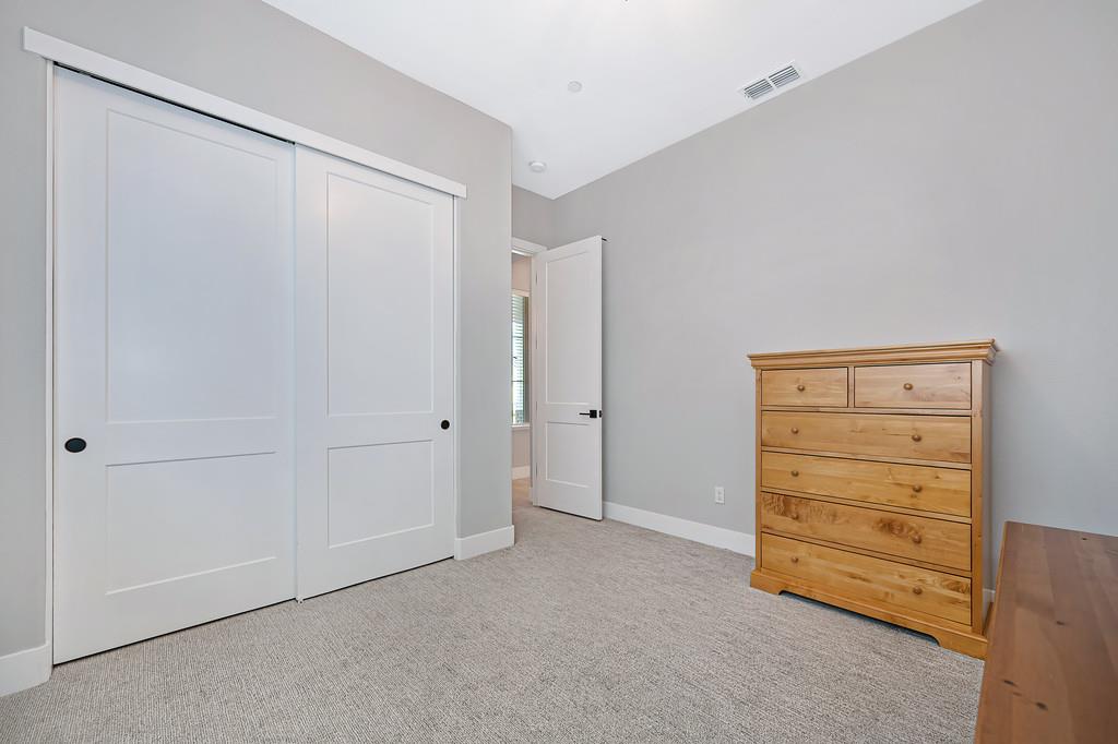 5033 Misty Ridge Drive Roseville, CA 95747 - Photo 21 of 37