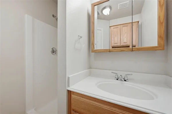 $1,150 | 1023 Rice Street, Unit 101, Denison, TX 75020