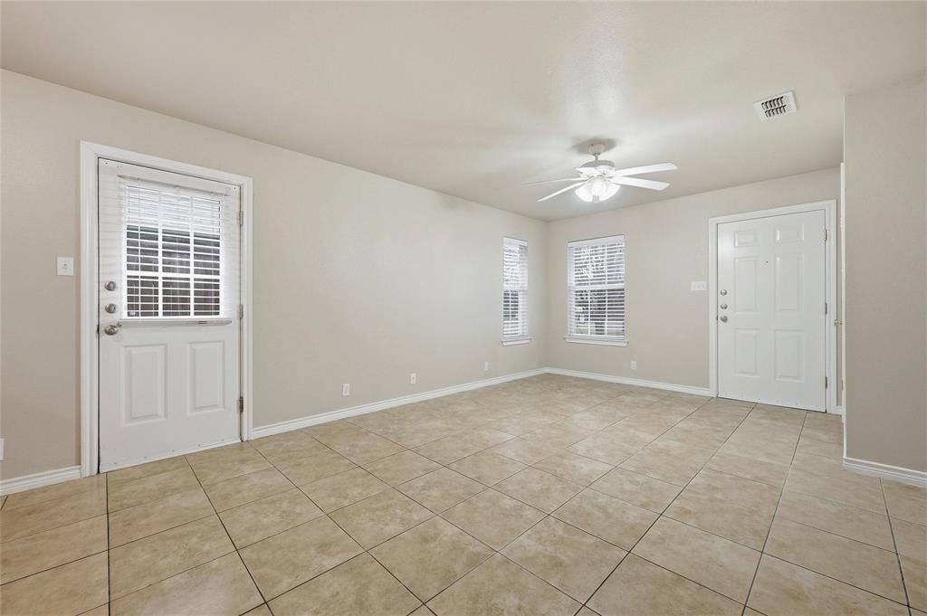 1023 Rice Street, Unit 101 Denison, TX 75020 - Photo 6 of 21