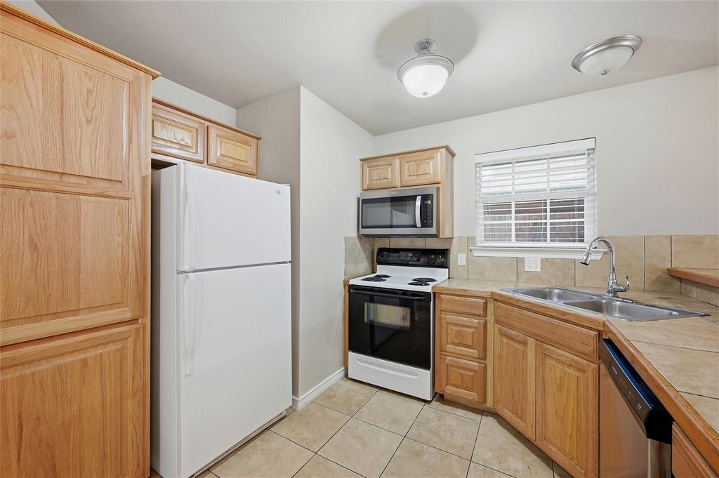 1023 Rice Street, Unit 101 Denison, TX 75020 - Photo 9 of 21