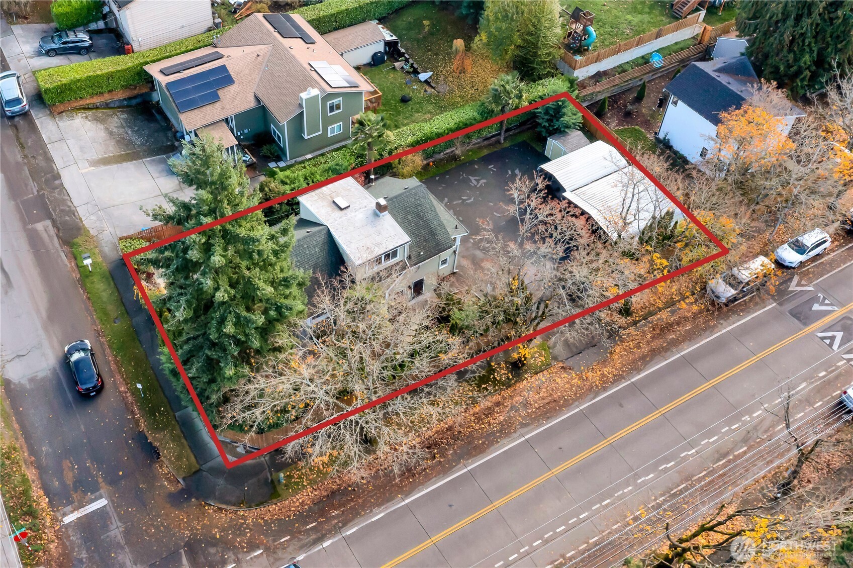 1547 Southwest Myrtle Street Seattle, WA 98106 - Photo 33 of 40