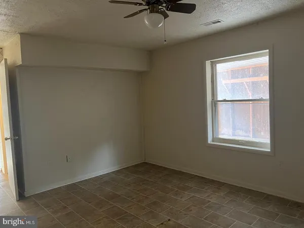 $1,800 | 802 Yorktown Boulevard, Locust Grove, VA 22508