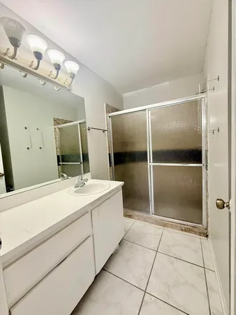 $2,000 | 6606 Dockside Circle, Greenacres, FL 33463