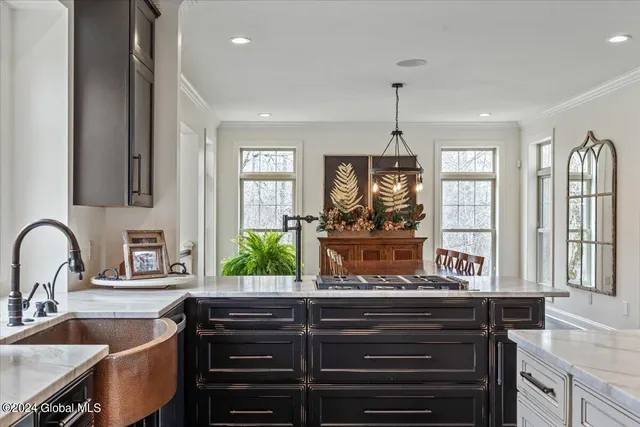 $746,500 | 6 Brookhaven Court, Wilton, NY 12866