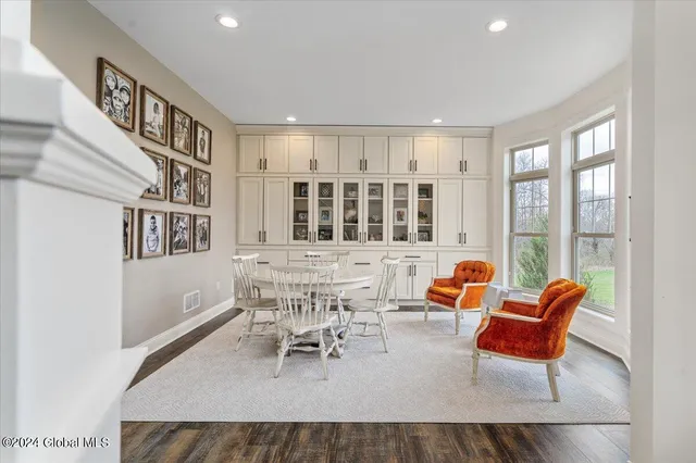 $746,500 | 6 Brookhaven Court, Wilton, NY 12866