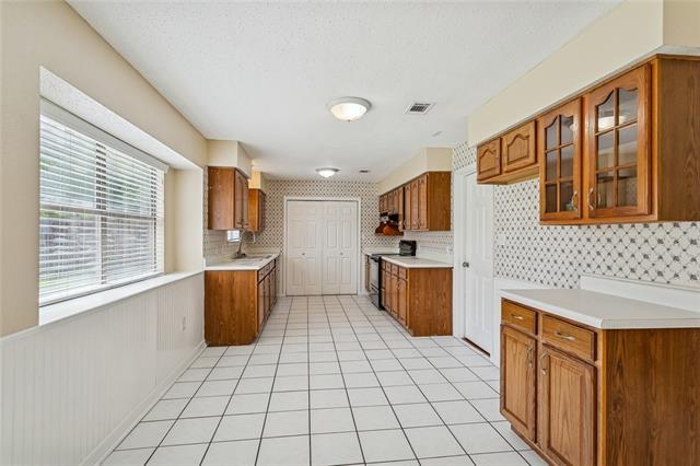 218 Melody Lane Slidell, LA 70458 - Photo 5 of 16
