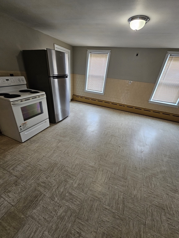 39 Lake Street Webster, MA 01570 - Photo 7 of 42