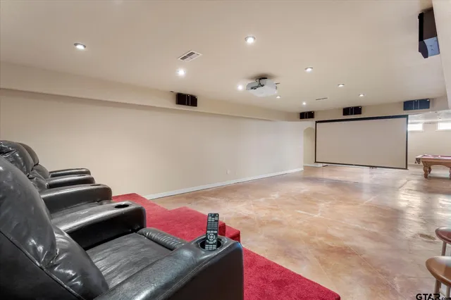 $949,999 | 224 Kathryn Court, Mount Pleasant, TX 75455