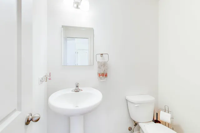 $425,000 | 1749 Serenity Court, Antioch, IL 60002