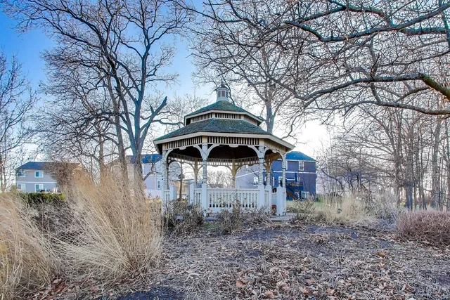 $425,000 | 1749 Serenity Court, Antioch, IL 60002