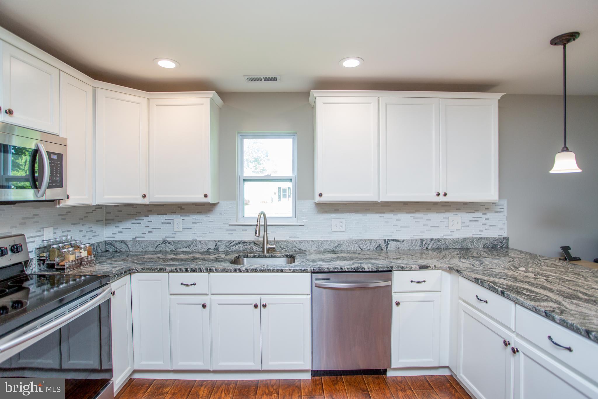 73 Gaping Rock Road Levittown, PA 19057 - Photo 16 of 63 Gallery Image 16