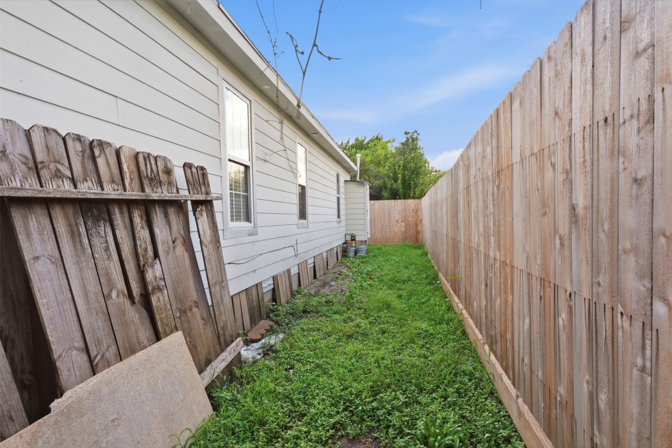 321 Reid Street Houston, TX 77022 - Photo 29 of 45