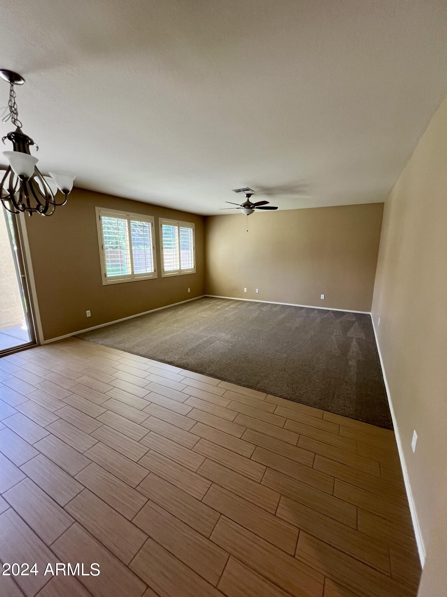 3329 East Rochelle Street Mesa, AZ 85213 - Photo 6 of 29 IMG_6390