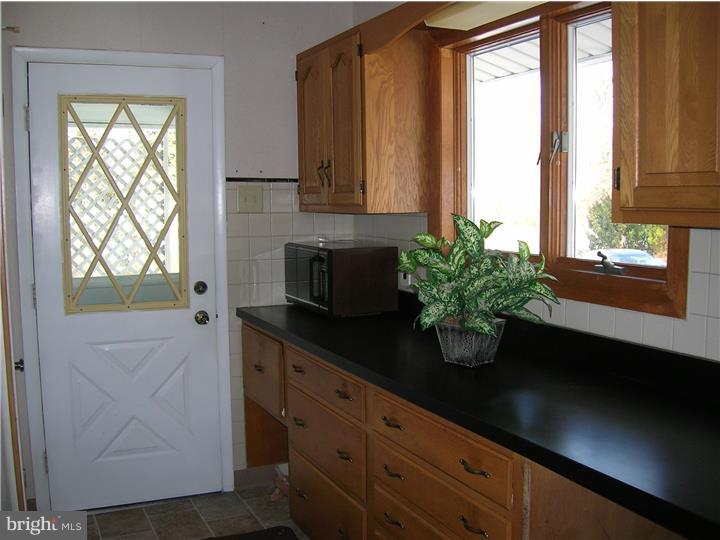 27728 Mt Pleasant Road Jobstown, NJ 08041 - Photo 7 of 20 Kitchen