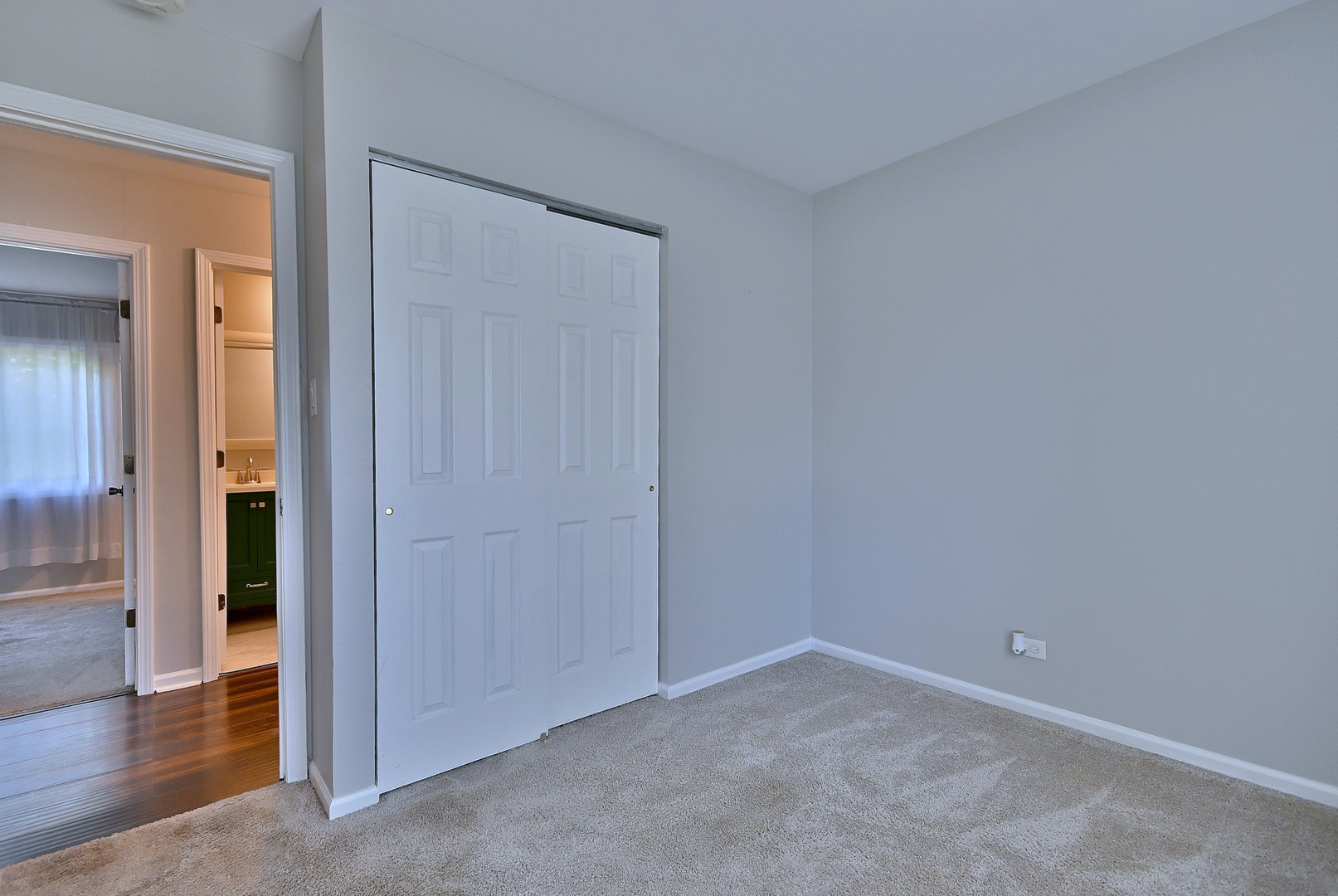 5629 Crestwood Road Matteson, IL 60443 - Photo 12 of 20 a view of an empty room