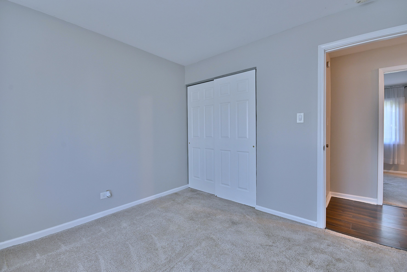 5629 Crestwood Road Matteson, IL 60443 - Photo 14 of 20 a view of an empty room