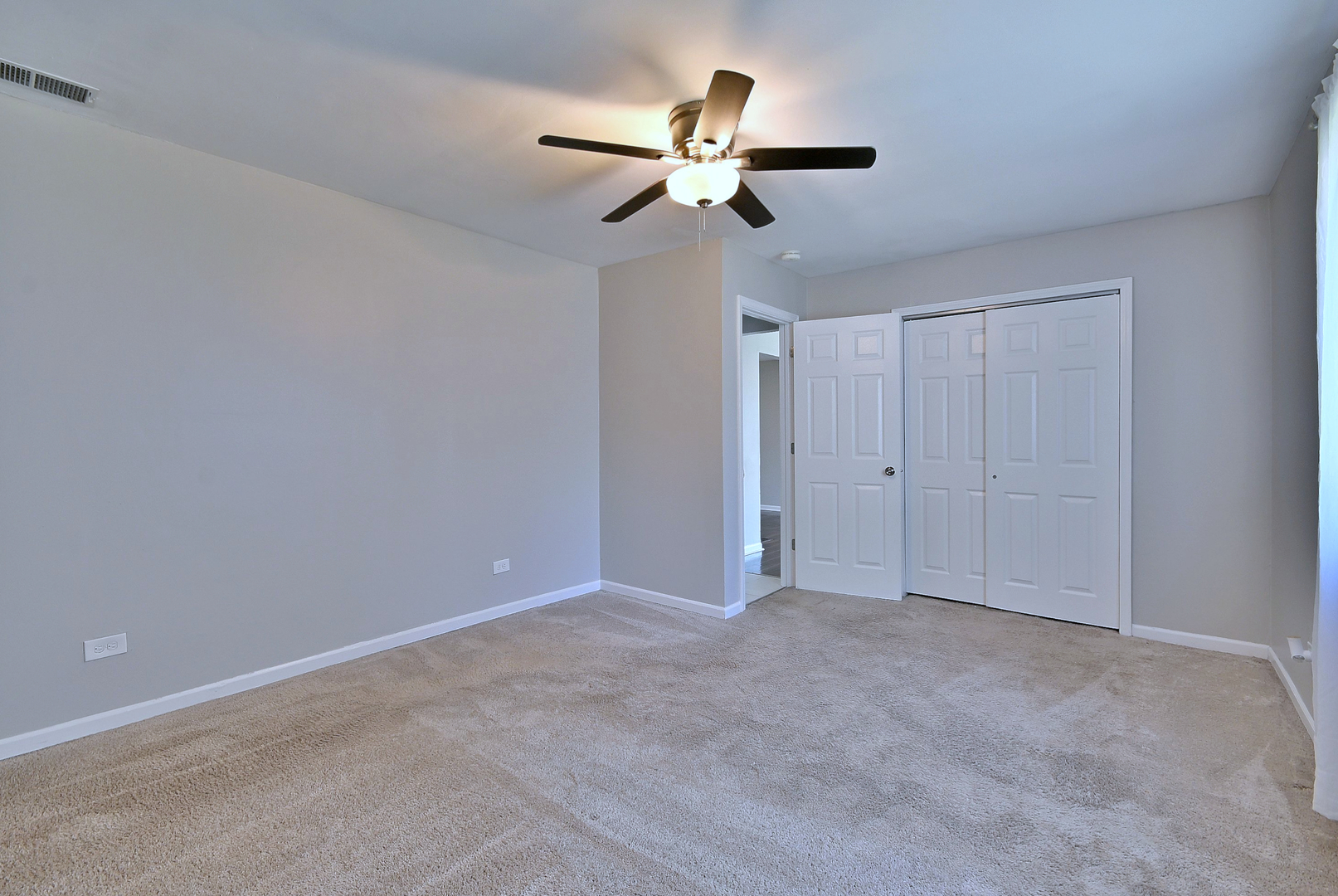 5629 Crestwood Road Matteson, IL 60443 - Photo 16 of 20 a view of an empty room