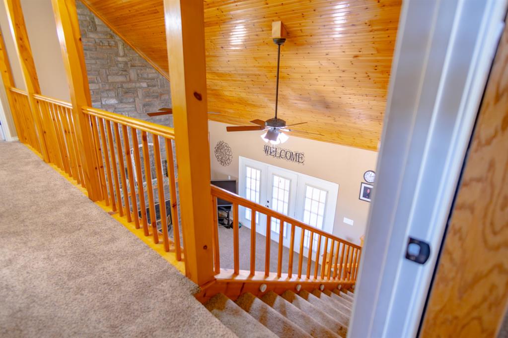 733 Ridgeview Drive Sherman, TX 75090 - Photo 33 of 40 a view of a balcony with wooden floor