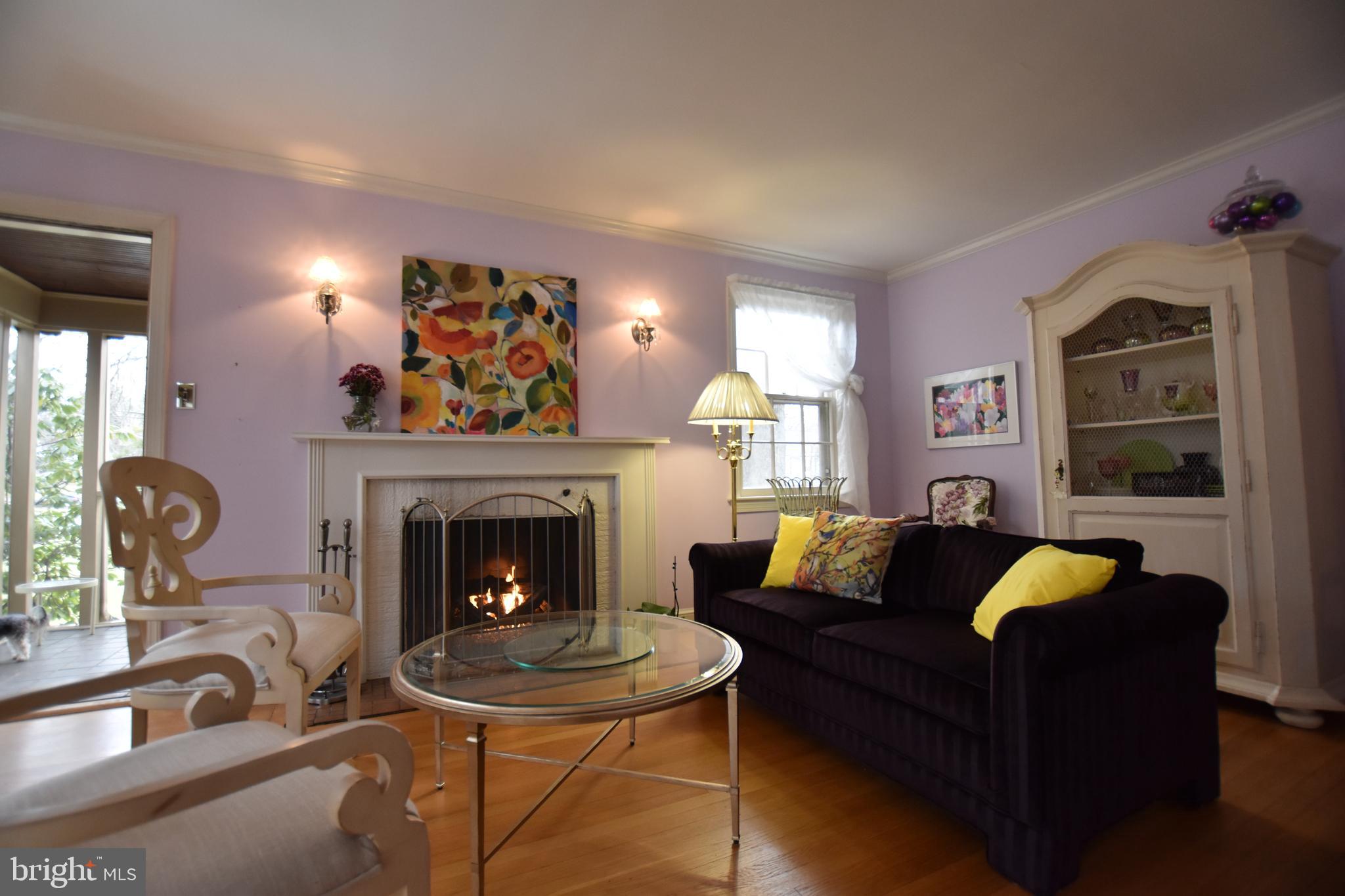 5800 Roosevelt Street Bethesda, MD 20817 - Photo 2 of 20 Family Room