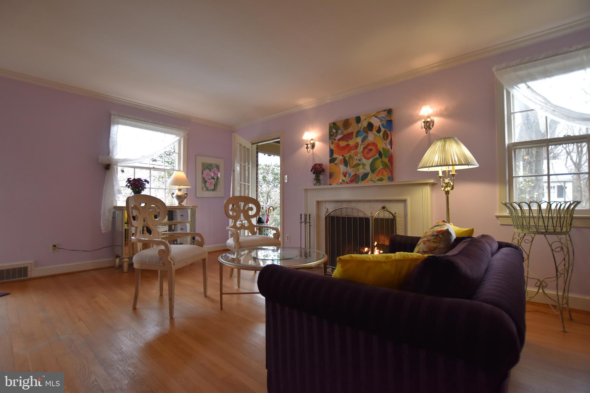 5800 Roosevelt Street Bethesda, MD 20817 - Photo 3 of 20 Family Room