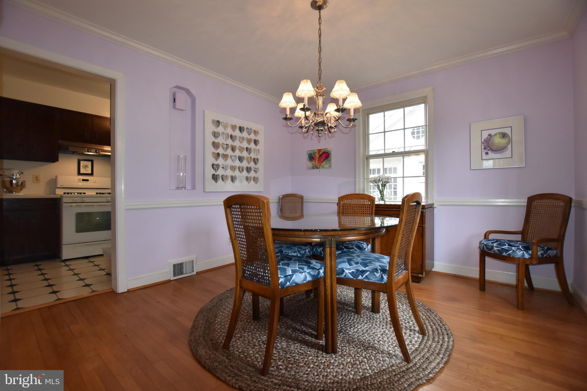 5800 Roosevelt Street Bethesda, MD 20817 - Photo 4 of 20 Dining Room