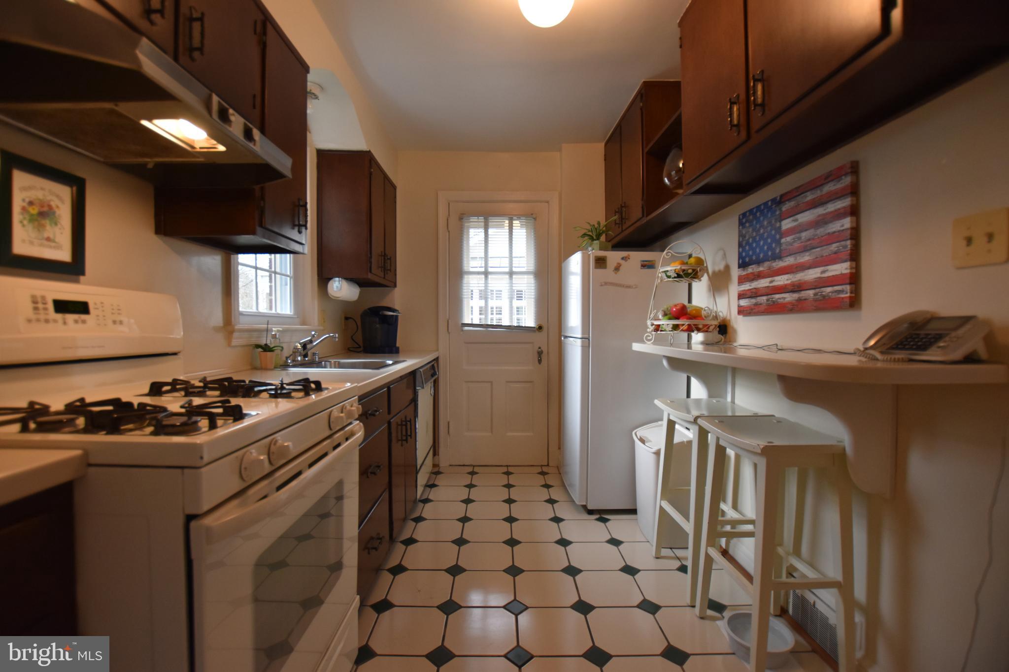 5800 Roosevelt Street Bethesda, MD 20817 - Photo 7 of 20 Kitchen
