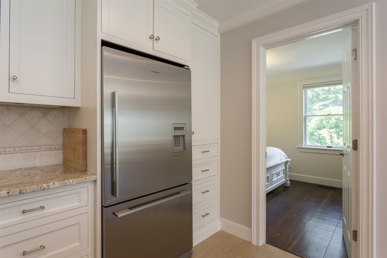 148 Main Street New Castle, NH 03854 - Photo 20 of 40