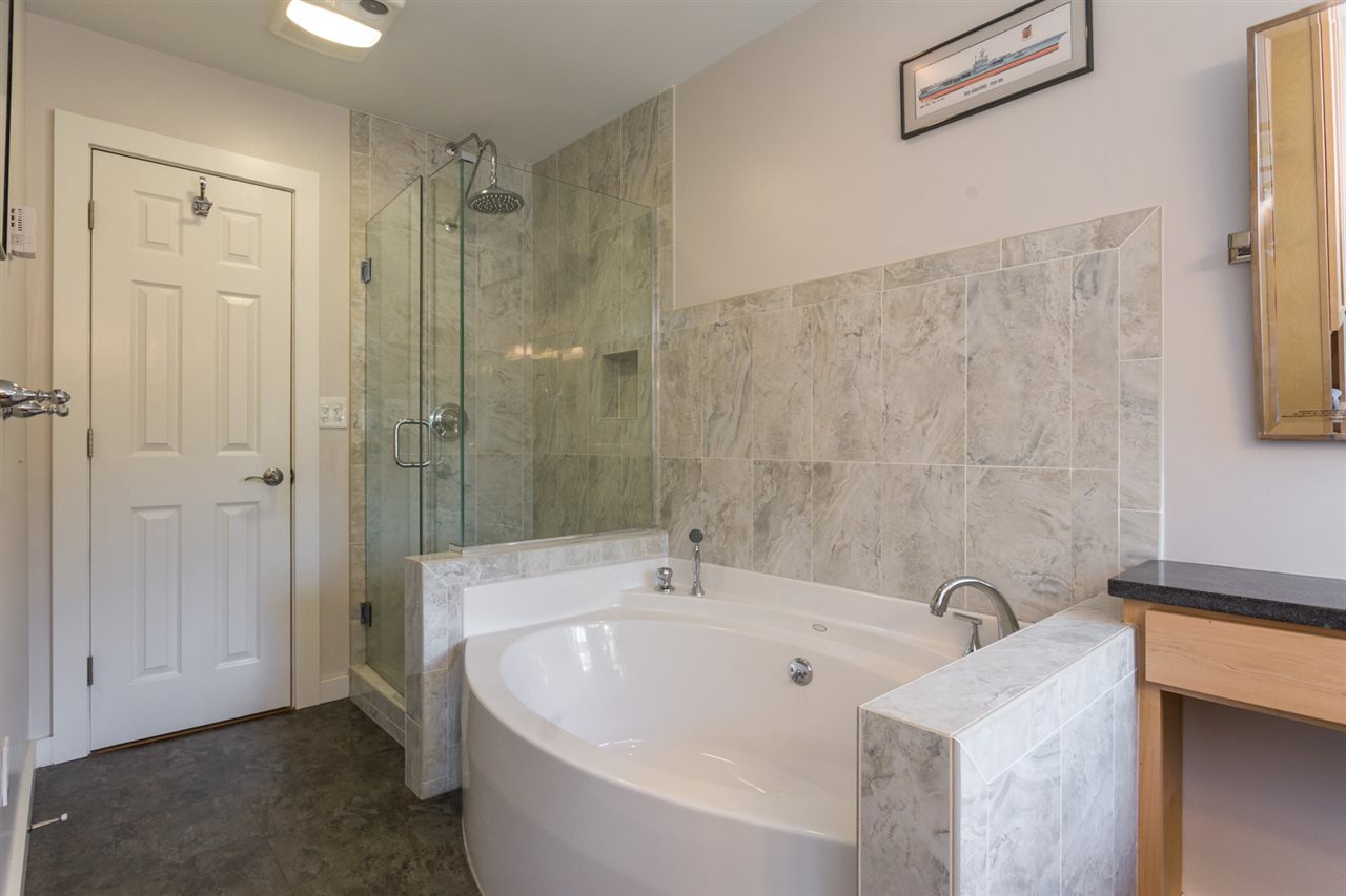148 Main Street New Castle, NH 03854 - Photo 34 of 40