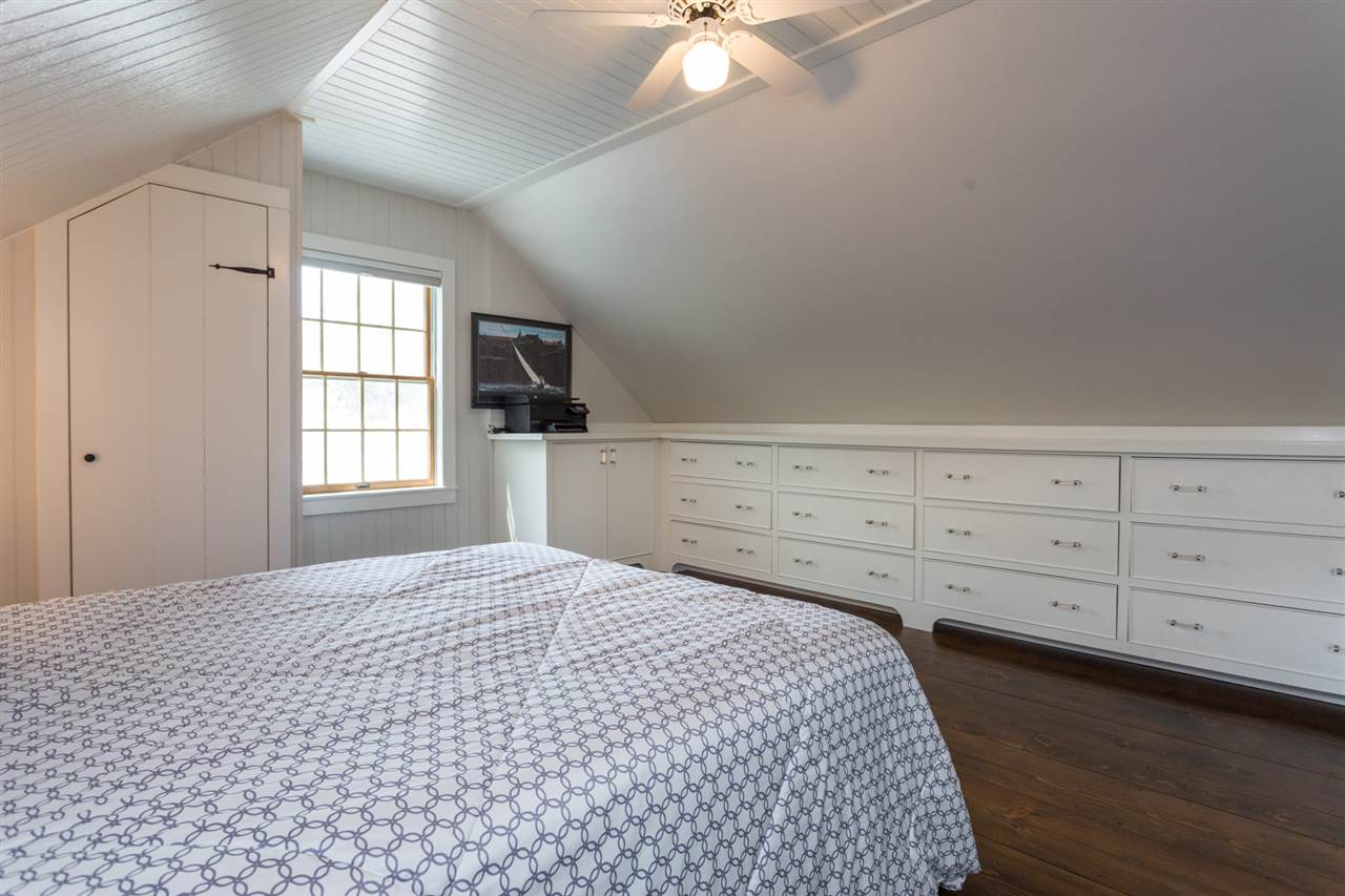 148 Main Street New Castle, NH 03854 - Photo 38 of 40